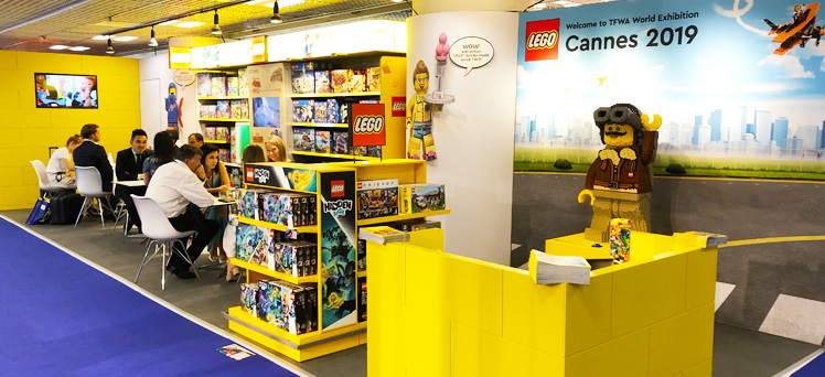 lego stand